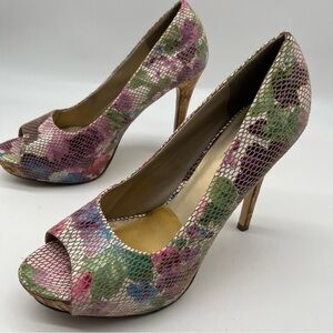 Torta Caliente Women’s Floral Peep-Toe Stiletto Heels Sz 10M High Heel Pumps
